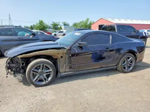 Ford Mustang 5.0L 8 2012