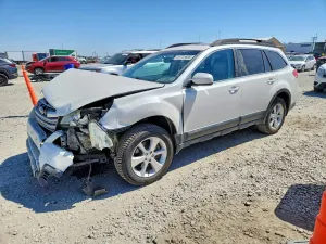 Subaru Outback 3.6L 6 2013