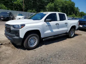 Chevrolet Colorado 2.7L 4 2024