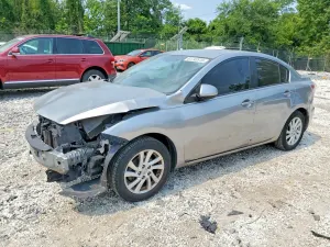 Mazda 3 2.0L 4 2012