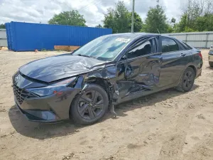 Hyundai Elantra 2.0L 4 2022