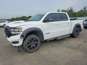 RAM 1500 5.7L 8 2021