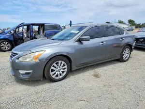 Nissan Altima 2.5L 4 2015