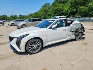 Cadillac CT5 2.0L 4 2025