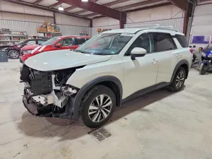 Nissan Pathfinder 3.5L 6 2024