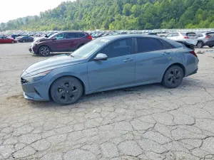 Hyundai Elantra 2.0L 4 2021