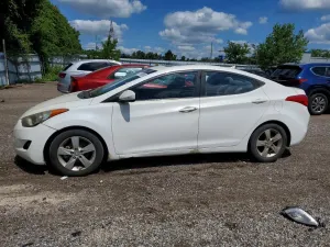 Hyundai Elantra 1.8L 4 2013