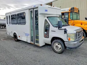 Ford Econoline 6.8L 10 2016
