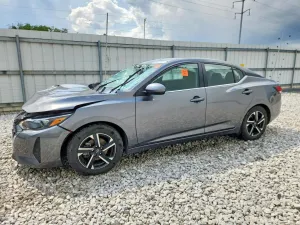 Nissan Sentra 2.0L 4 2025