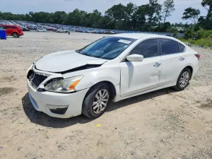 Nissan Altima 2.5L 4 2015