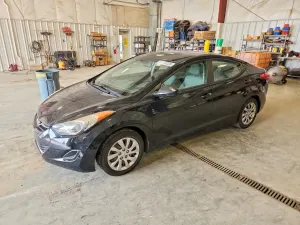 Hyundai Elantra 1.8L 4 2012