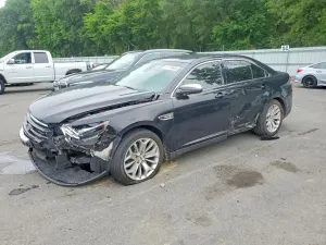 Ford Taurus 3.5L 6 2017