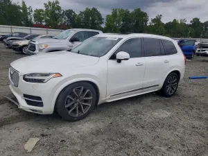 Volvo XC90 2.0L 4 2016