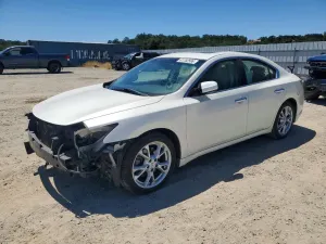 Nissan Maxima 3.5L 6 2013