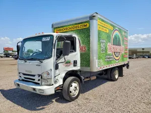 Isuzu NPR 6.6L 8 2021