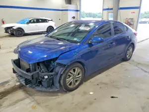 Hyundai Elantra 2.0L 4 2019