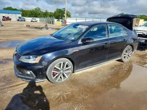 Volkswagen Jetta 2.0L 4 2018