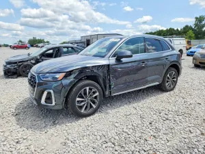 Audi Q5 2.0L 4 2024