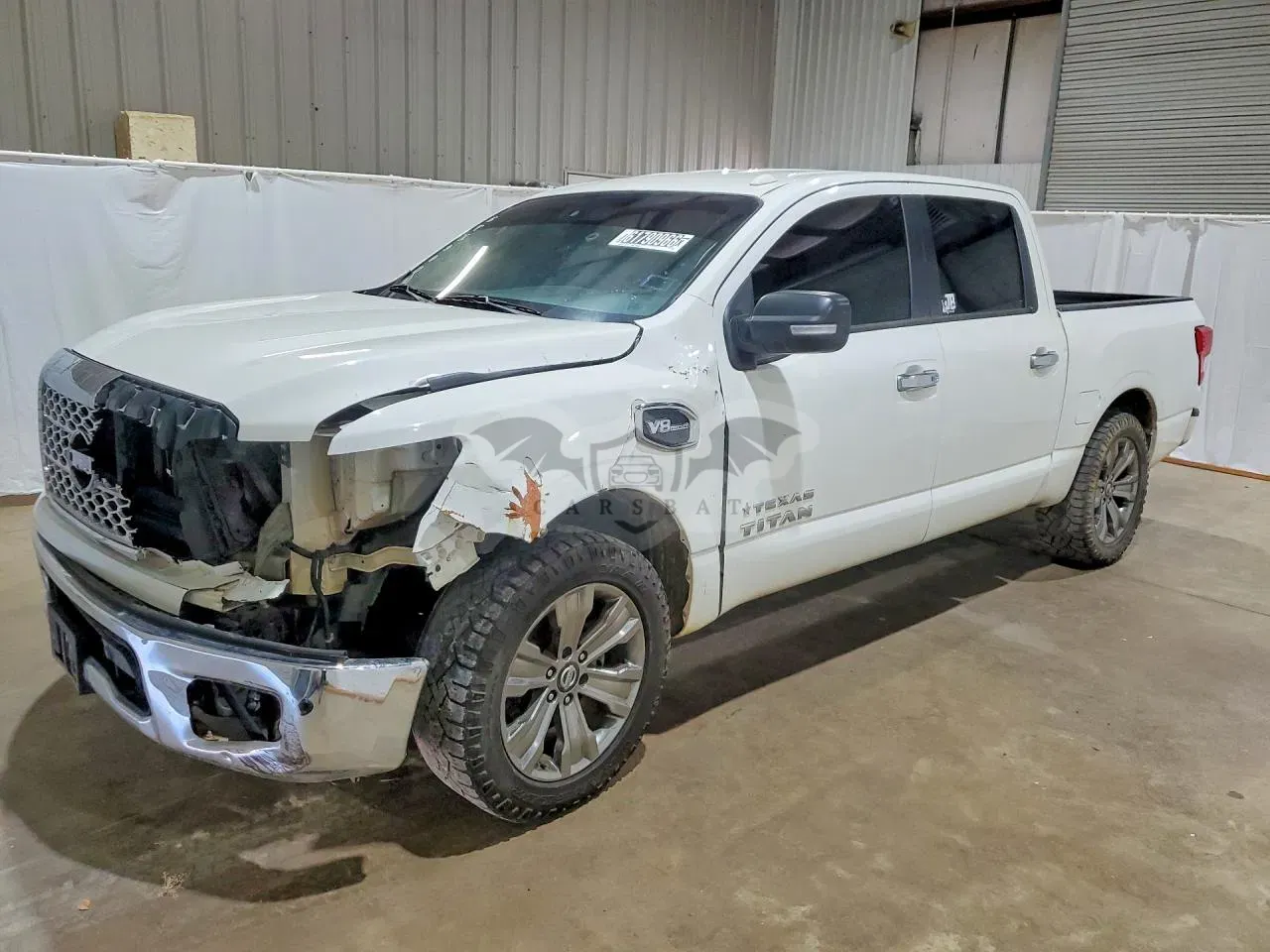 Nissan Titan 5.6L 8 2017