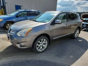 Nissan Rogue 2.5L 4 2012