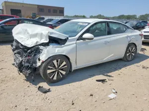 Nissan Altima 2.5L 4 2022