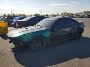 Ford Mustang 4.6L 8 2001