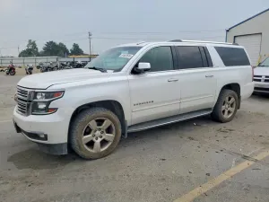 Chevrolet Suburban 5.3L 8 2016