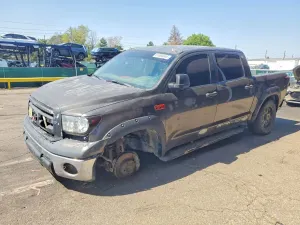 Toyota Tundra 5.7L 8 2011