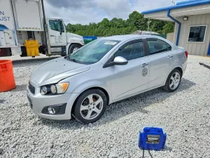 Chevrolet Aveo (Sonic) 1.4L 4 2014