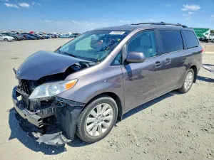 Toyota Sienna 3.5L 6 2012