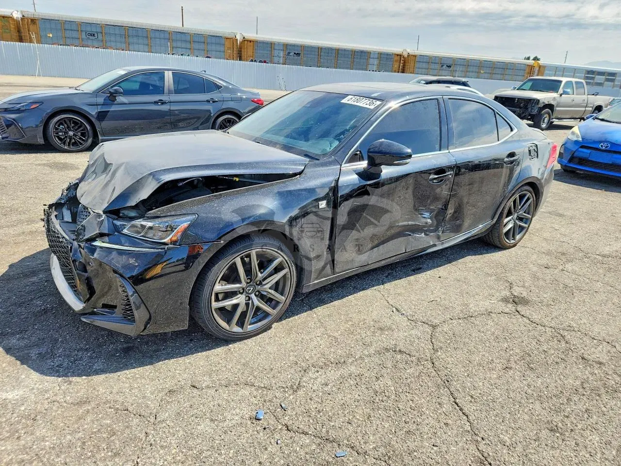 Lexus IS 2.0L 4 2019