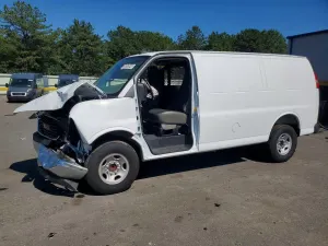 GMC Savana 4.3L 6 2025