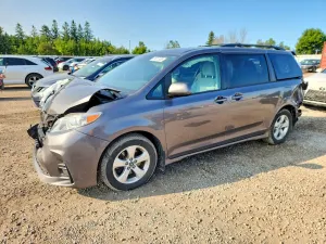 Toyota Sienna 3.5L 6 2018