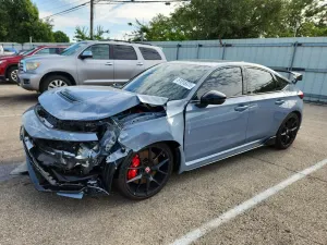 Honda Civic 2.0L 4 2025