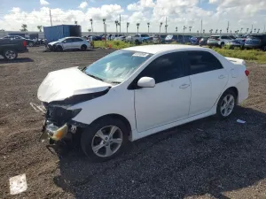 Toyota Corolla 1.8L 4 2012