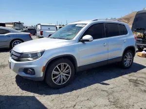 Volkswagen Tiguan 2.0L 4 2012