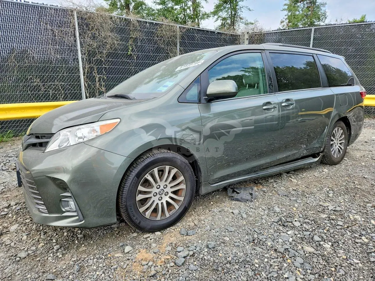 Toyota Sienna 3.5L 6 2020