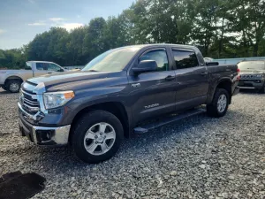 Toyota Tundra 5.7L 8 2016