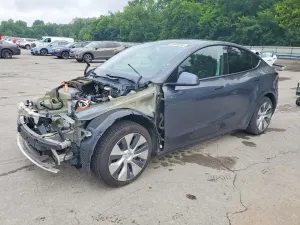 Tesla Model Y 2021