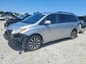 Toyota Sienna 3.5L 6 2020
