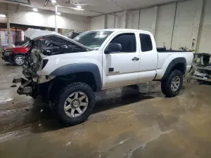 Toyota Tacoma 2.7L 4 2011