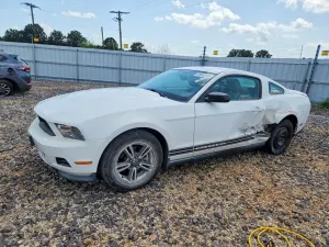 Ford Mustang 3.7L 6 2011