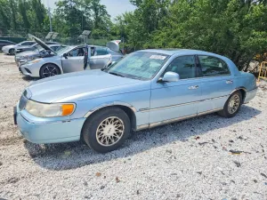 Lincoln Town Car 4.6L 8 1998