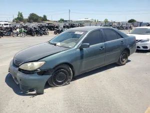Toyota Camry LE 2.4L 4 2005