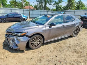 Toyota Camry 2.5L 4 2021