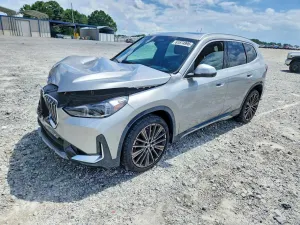 BMW X1 2.0L 4 2025