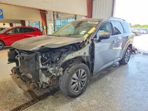 Nissan Pathfinder 3.5L 6 2024