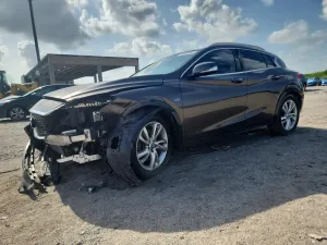 Infiniti QX30 2.0L 4 2019