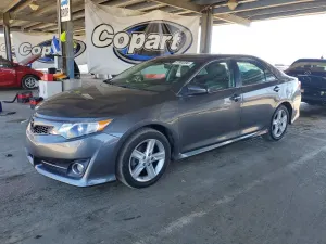 Toyota Camry 2.5L 4 2014