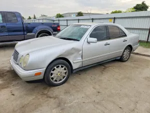 Mercedes-Benz E 3.2L 6 1999
